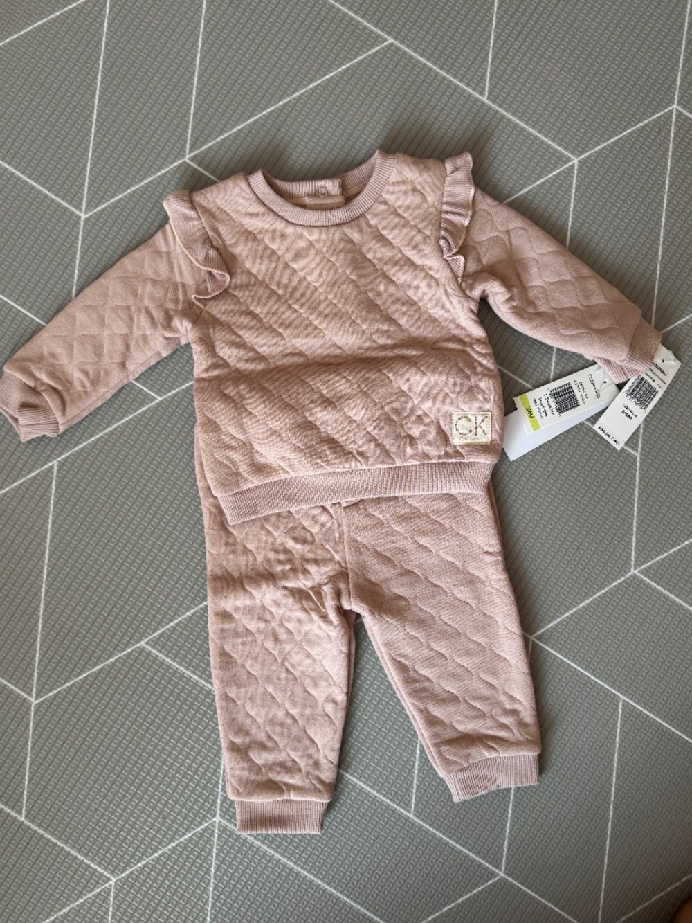 Calvin Klein baby sweatsuit set in pink
